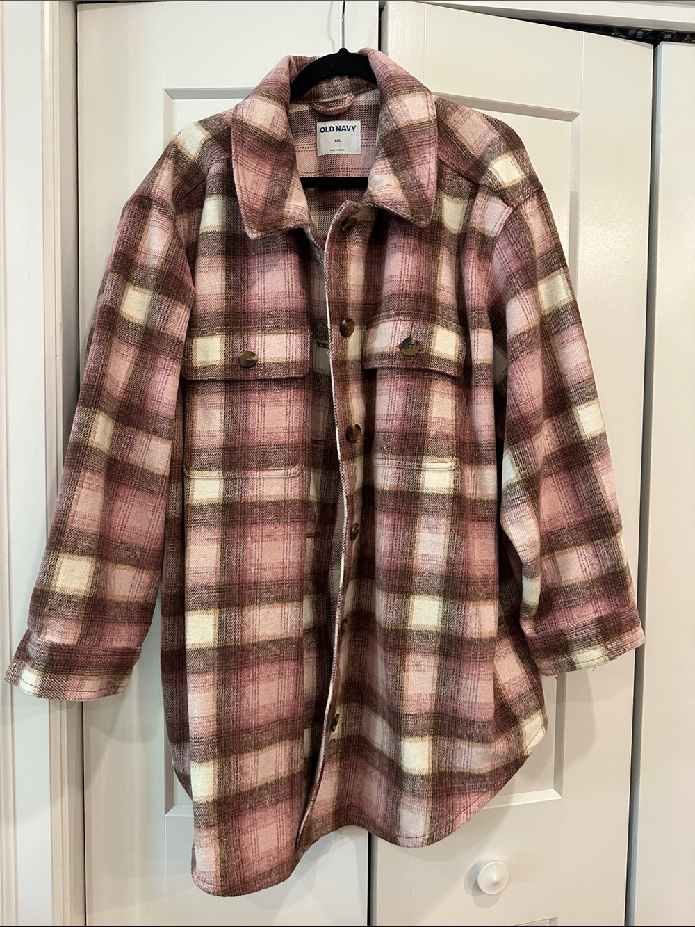 Old Navy Mauve and Cream Plaid Button-Up Shacket